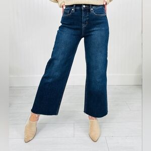 Judy Blue Dark Blue Crop Straight Jeans